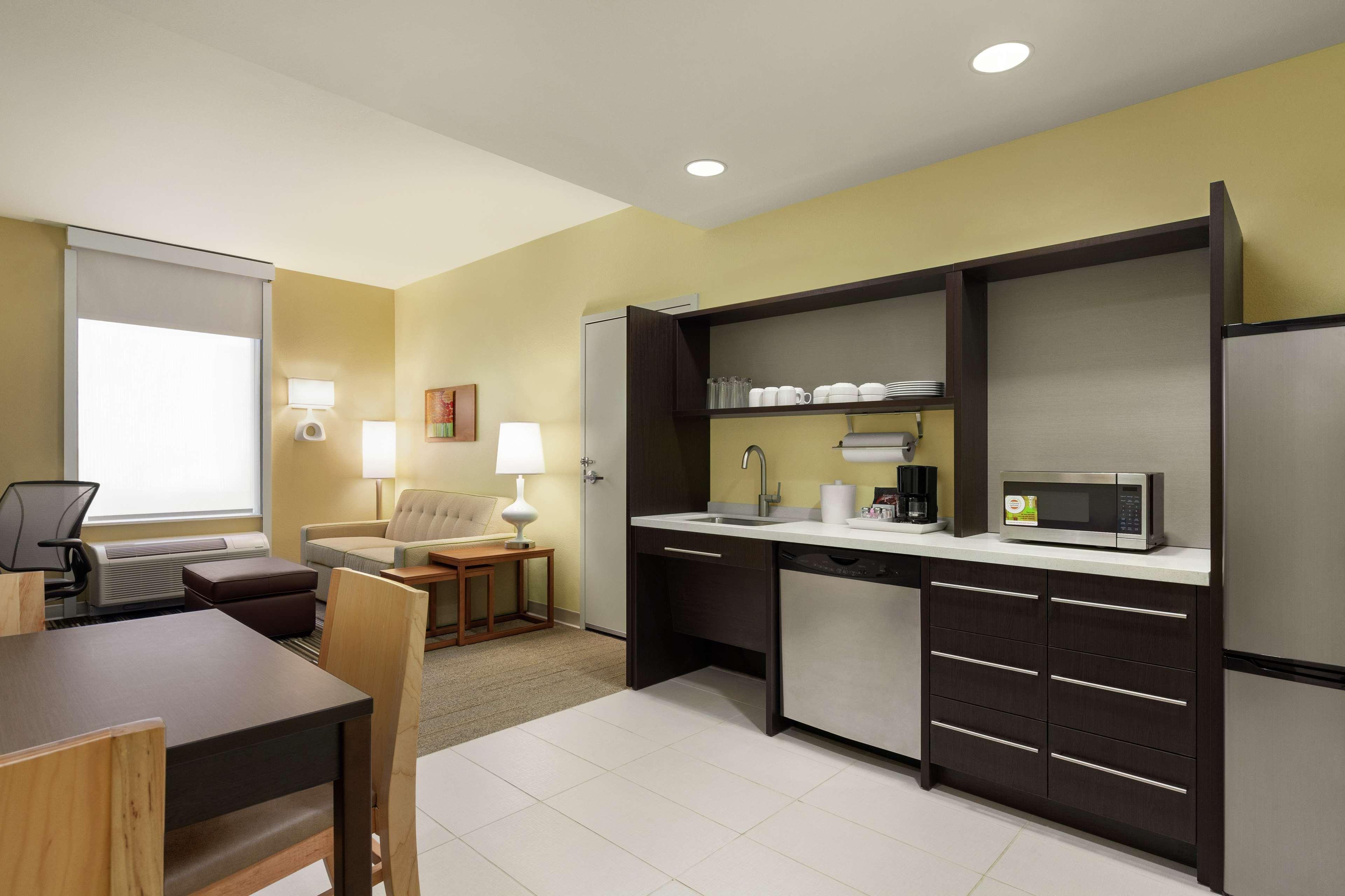 Home2 Suites By Hilton Lubbock Eksteriør bilde