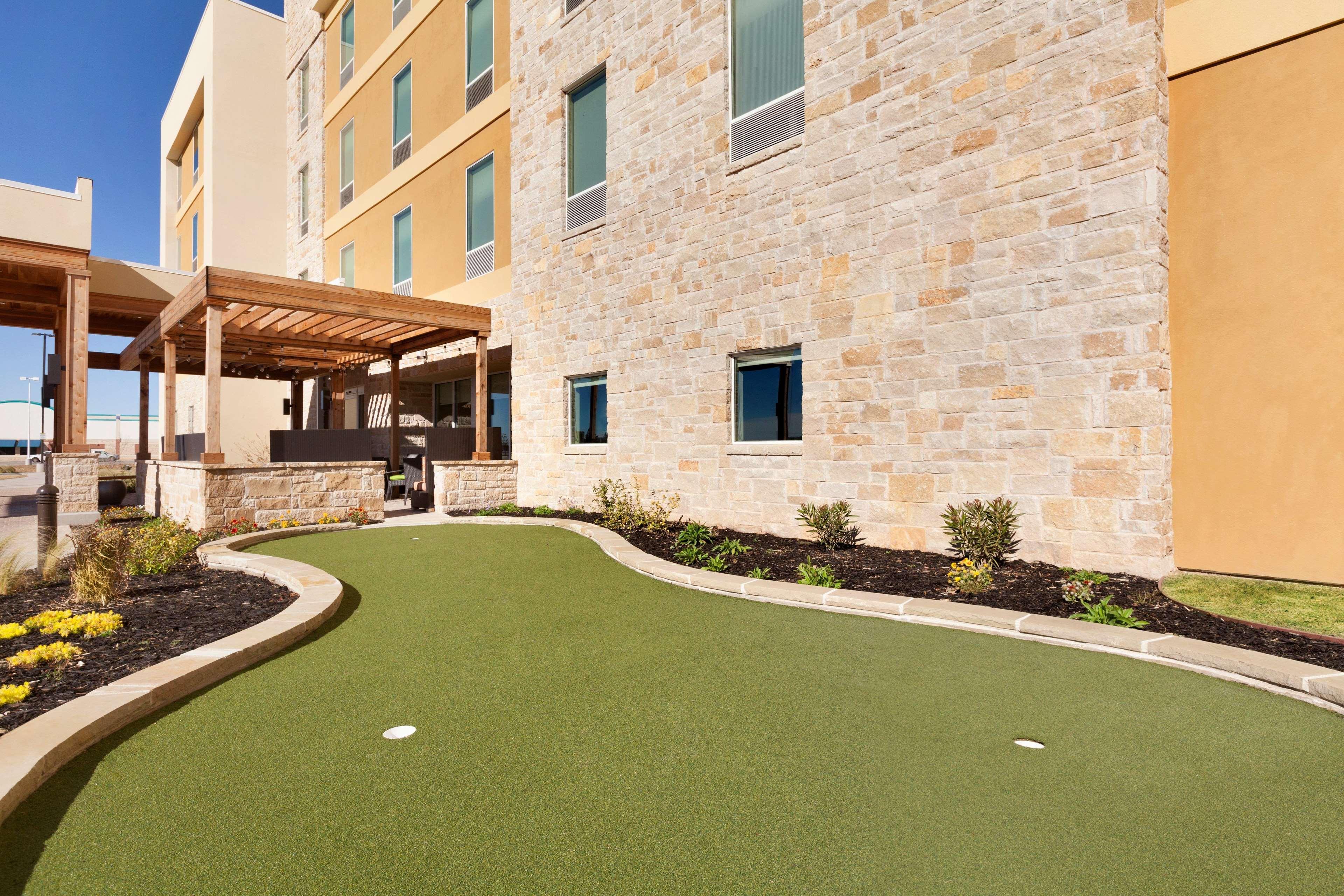Home2 Suites By Hilton Lubbock Eksteriør bilde