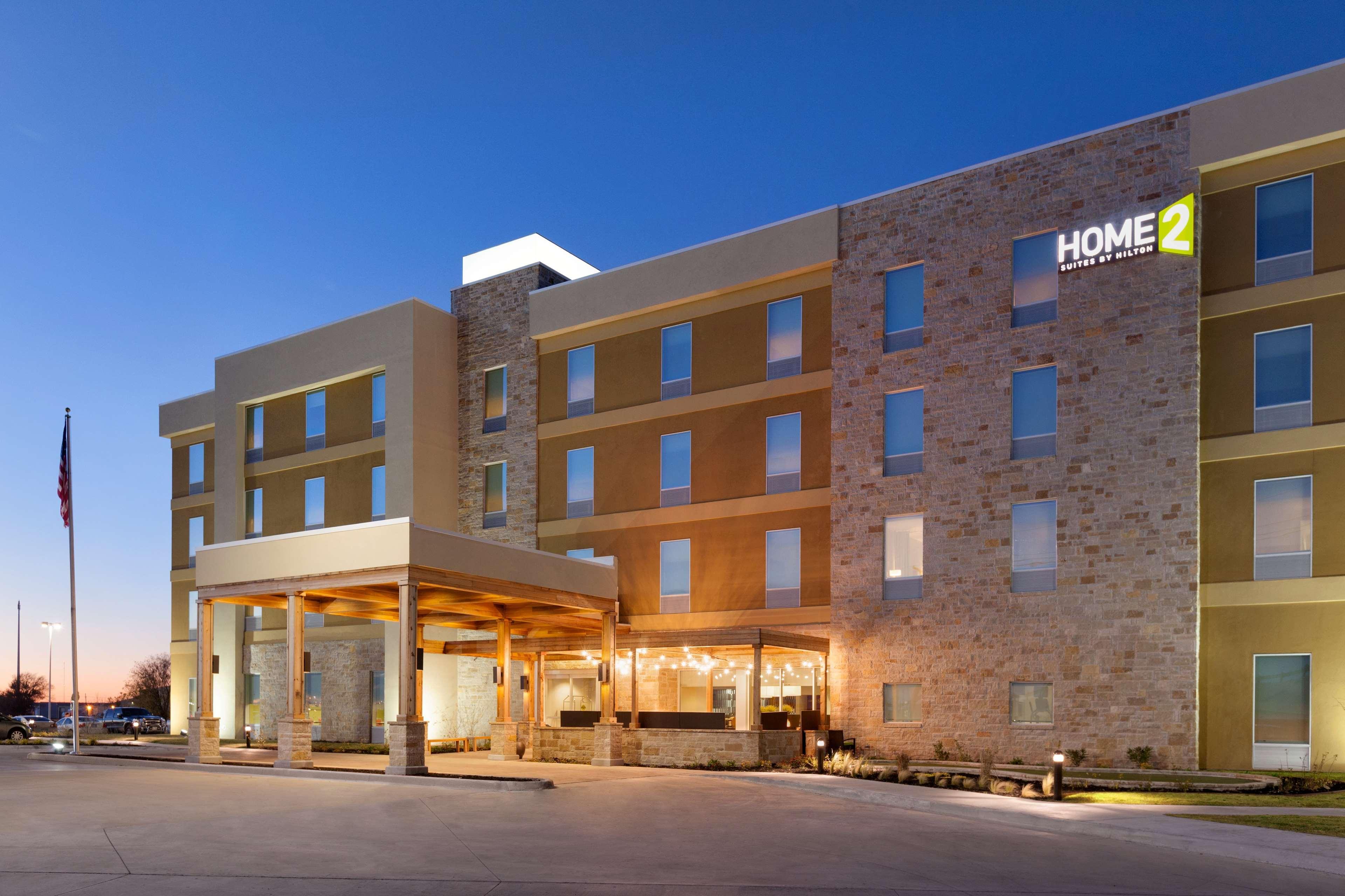 Home2 Suites By Hilton Lubbock Eksteriør bilde